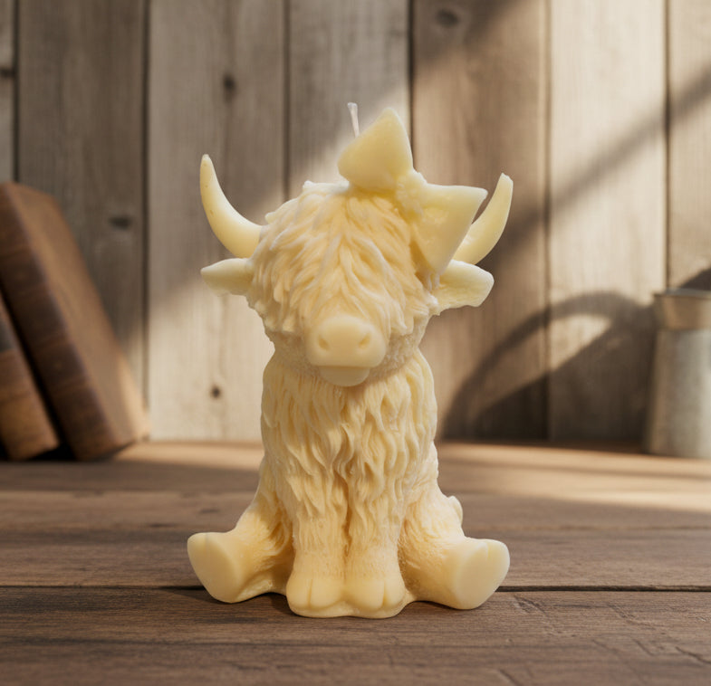 Highland Bow Cow Candle