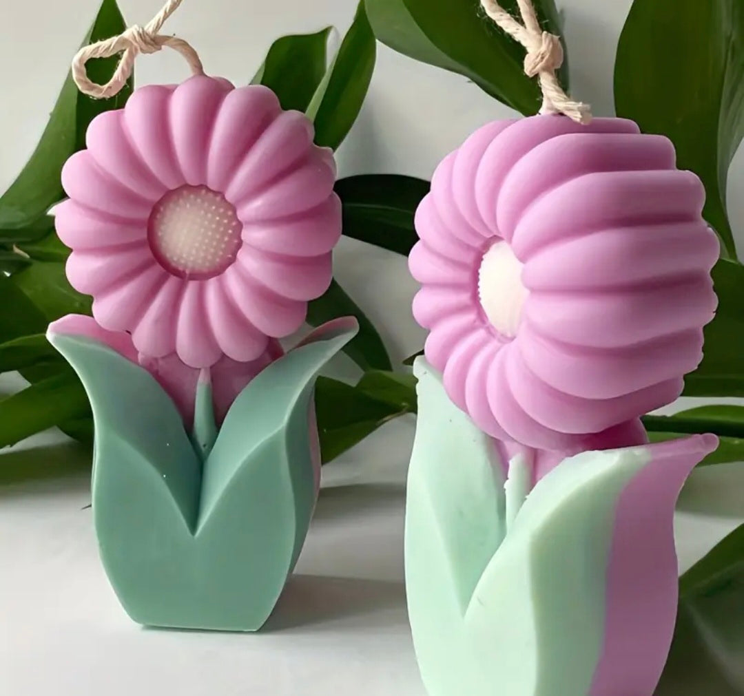 chrysanthemum Candle