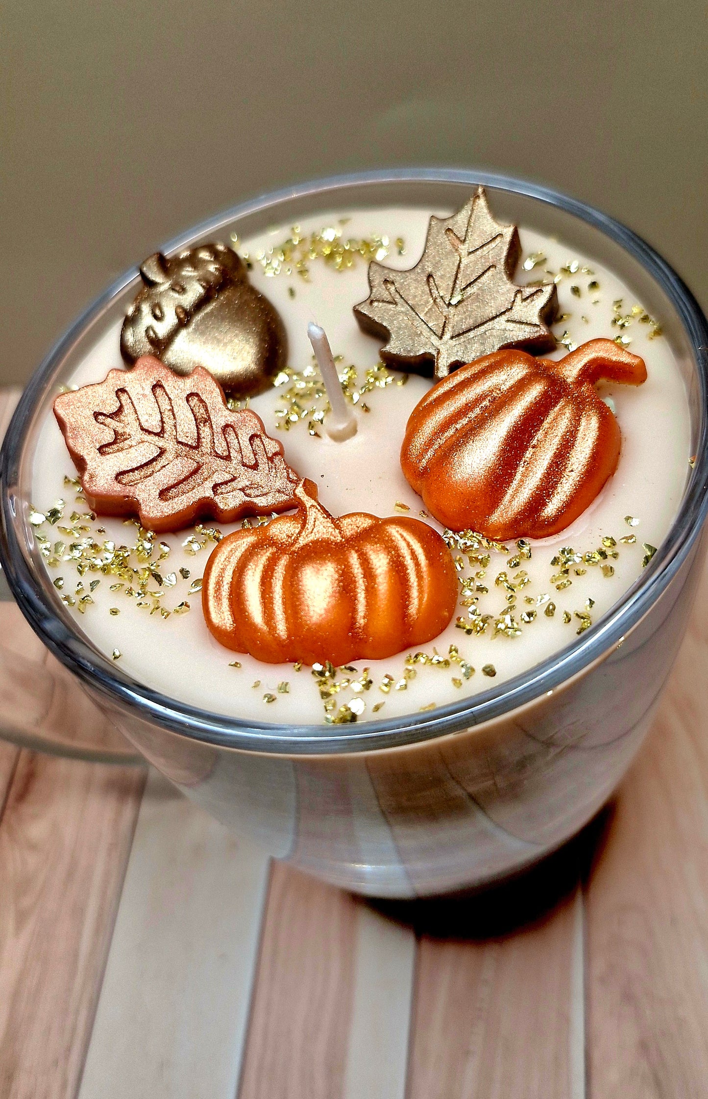 Medium Autumn Mug candle