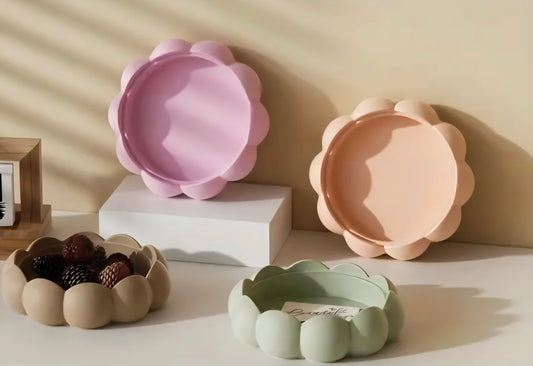Petal Cloud Dish