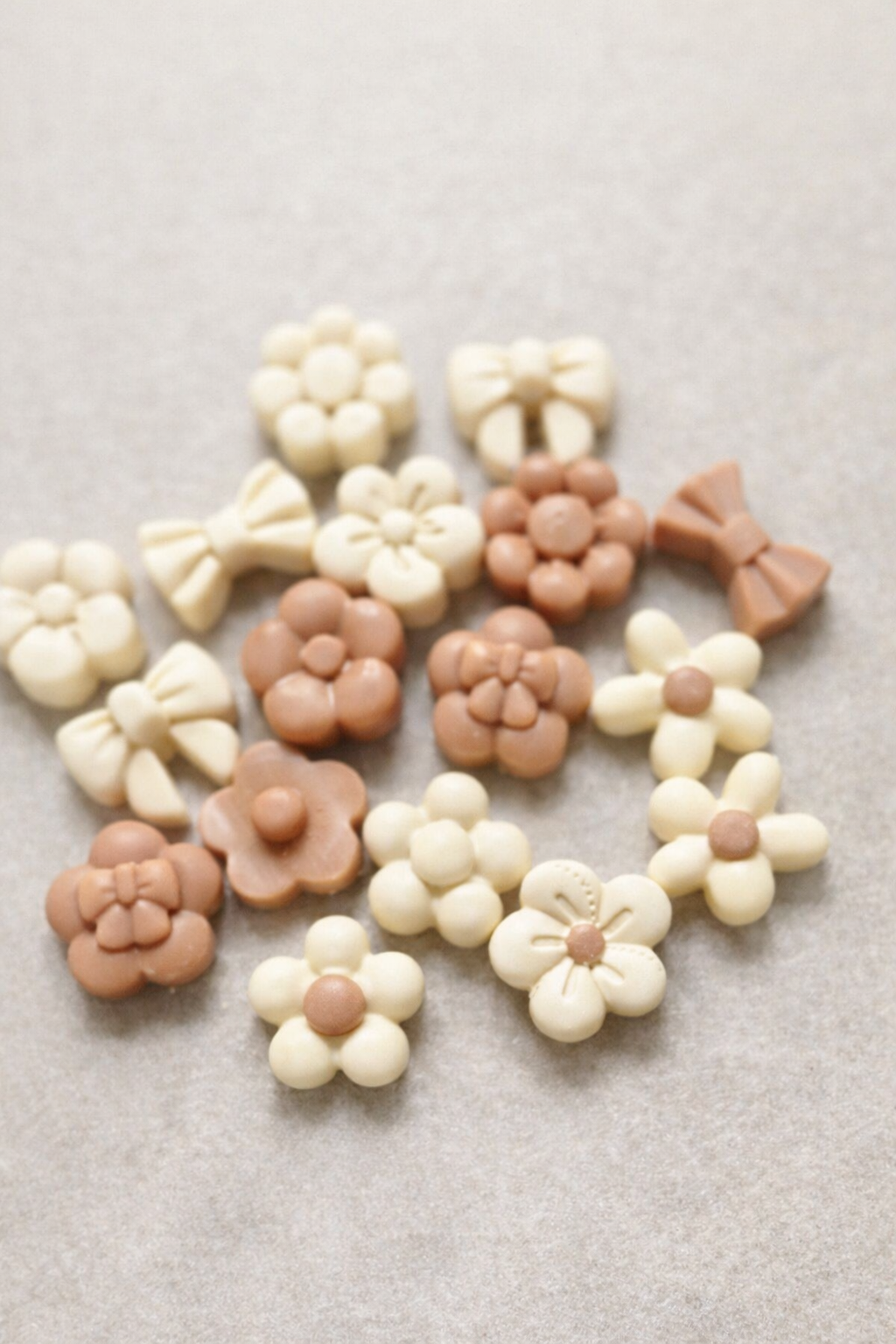 Flower & Bow Melts