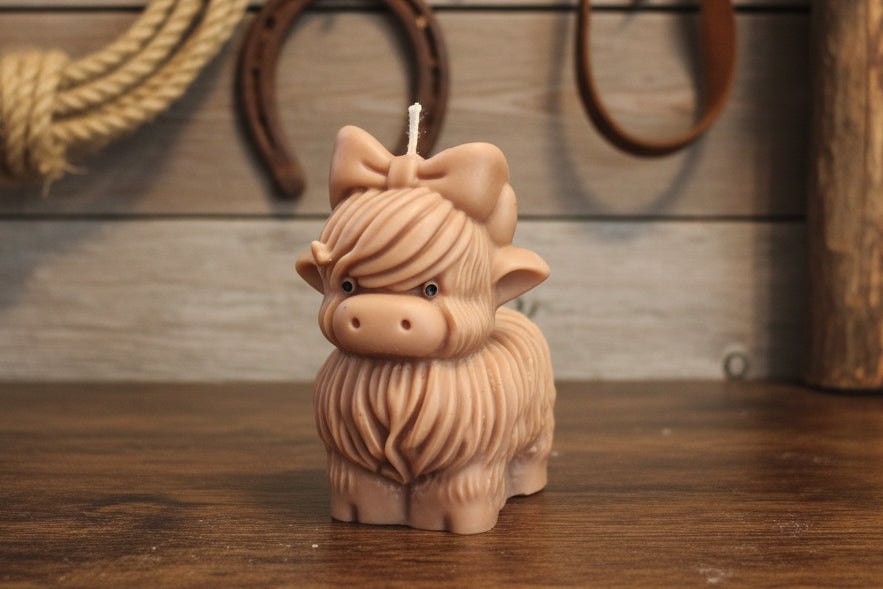 Mummy Highland Cow