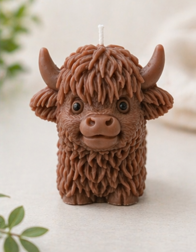 Highland cow Mini Candle