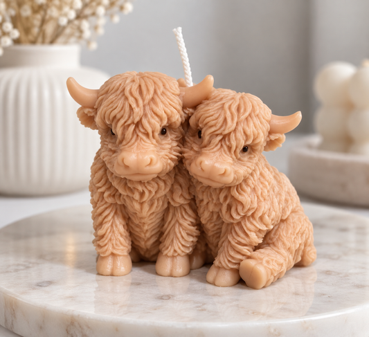 Highland Cow Duo Candle