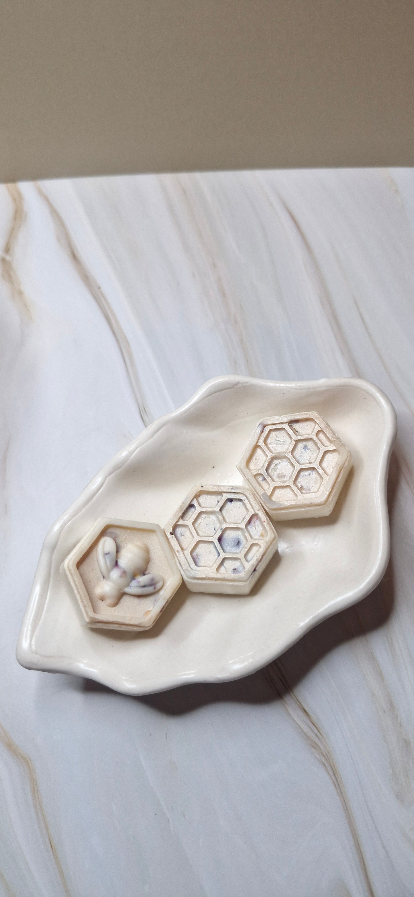 3 Bee & Honeycomb Melts